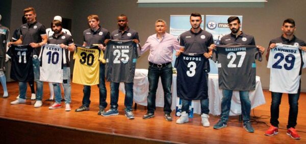 Η παρουσίαση νέων παικτών, νέας φανέλας και Σχολών!