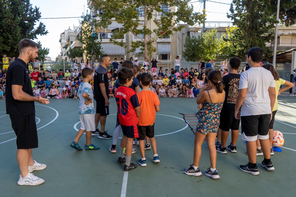 Ο Ατρόμητος στο 2ο και 9ο Δημοτικό Περιστερίου για την Ευρωπαϊκή Ημέρα Σχολικού Αθλητισμού